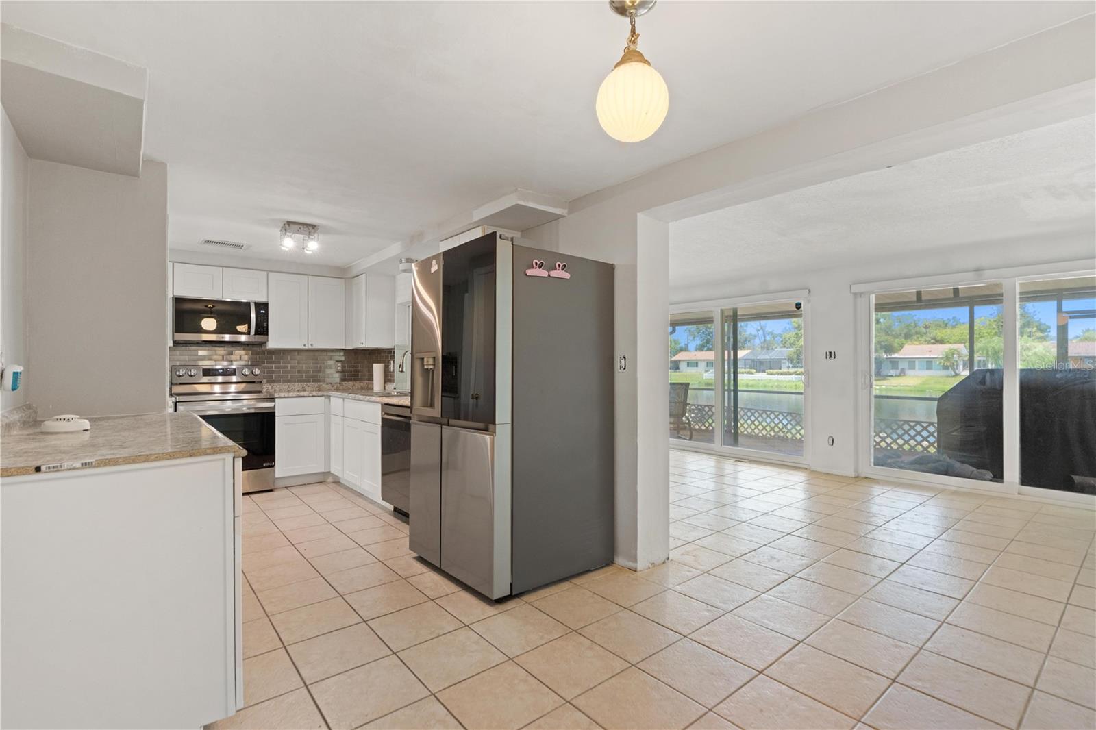 BEACON SQUARE - Residential
