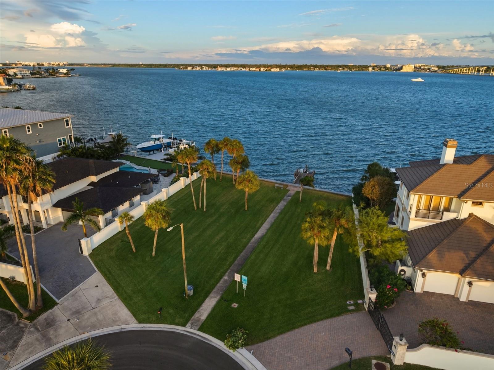 BELLEAIR BEACH - Residential