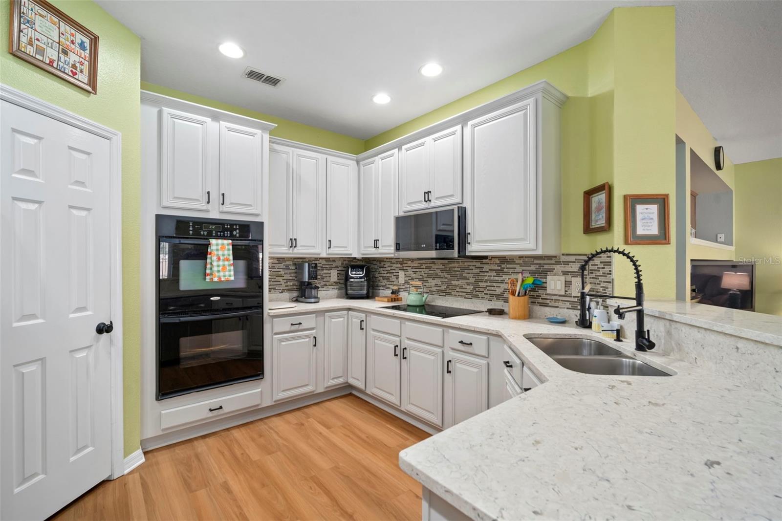 BALLANTRAE VILLAGE 03A & 03B - Residential