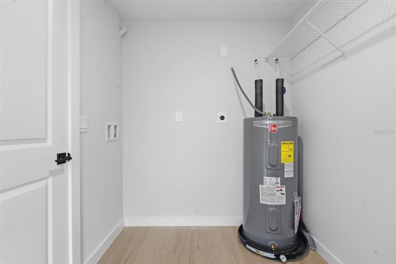 LONGDALE - Residential