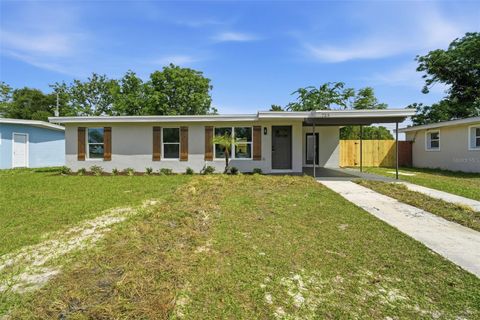 Photo of 725 Logan Drive, Longwood, FL 32750 (MLS # O6398691)