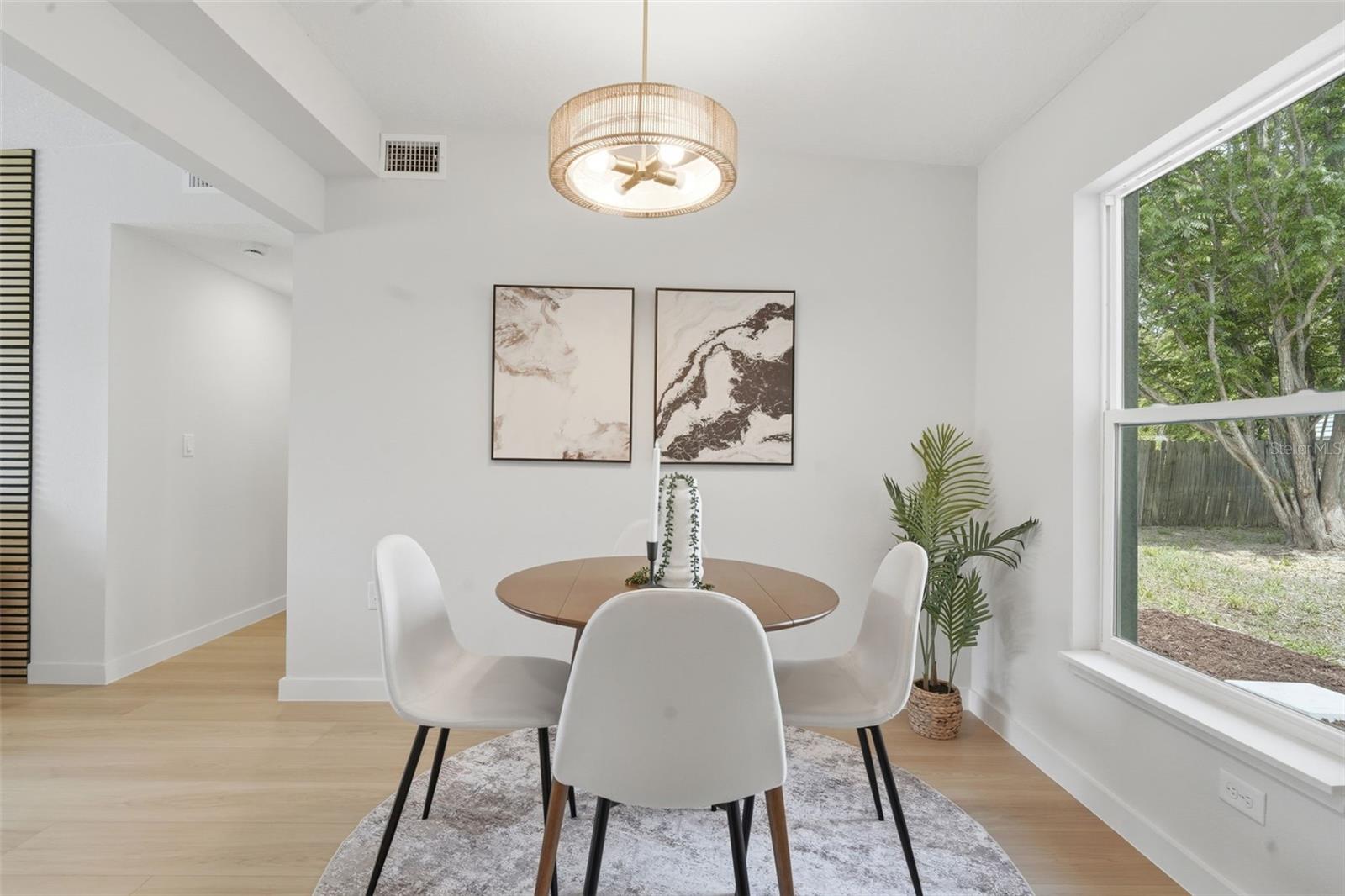 LONGDALE - Residential