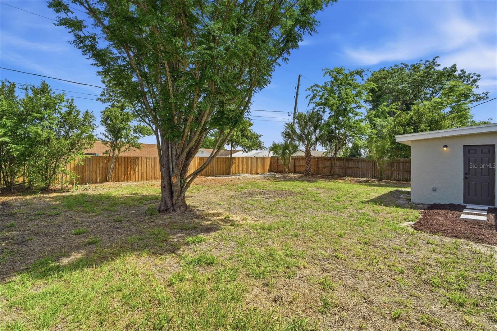 LONGDALE - Residential