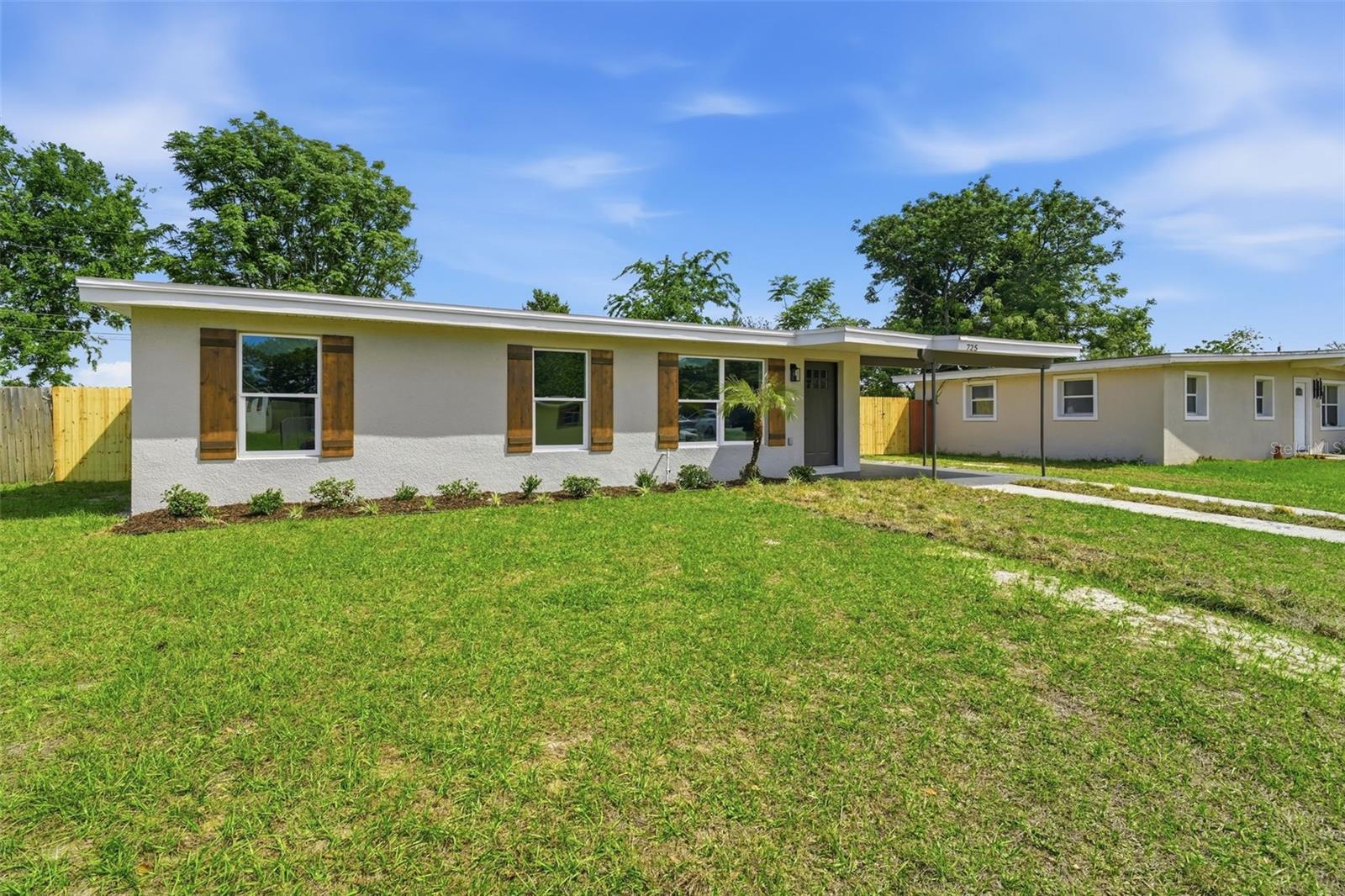 LONGDALE - Residential