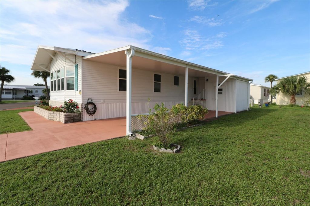 Photo of 112 Saint Pierres Way, Apollo Beach, FL 33572 (MLS # TB8454427)