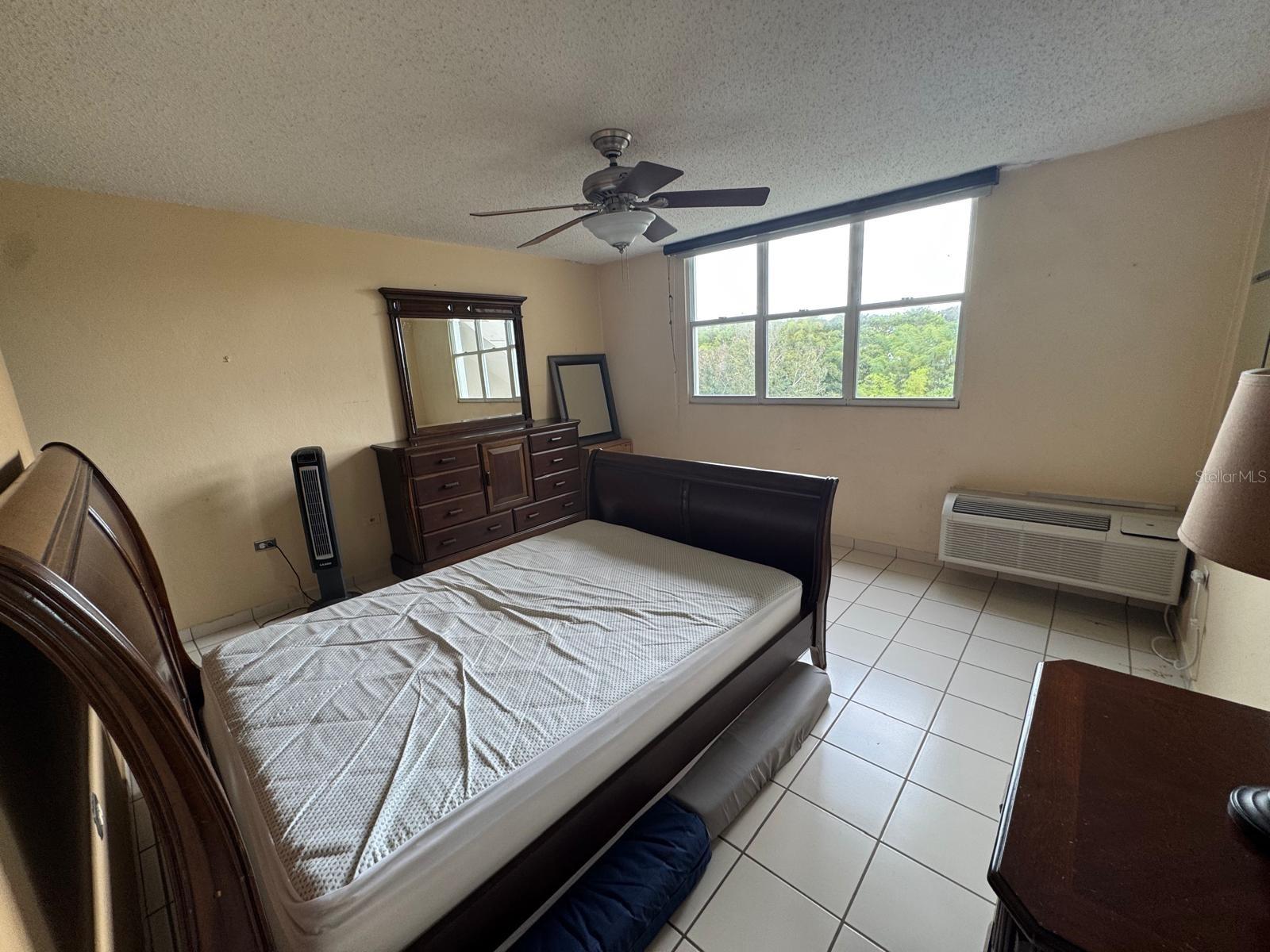 PASEO DEL BOSQUE - Residential