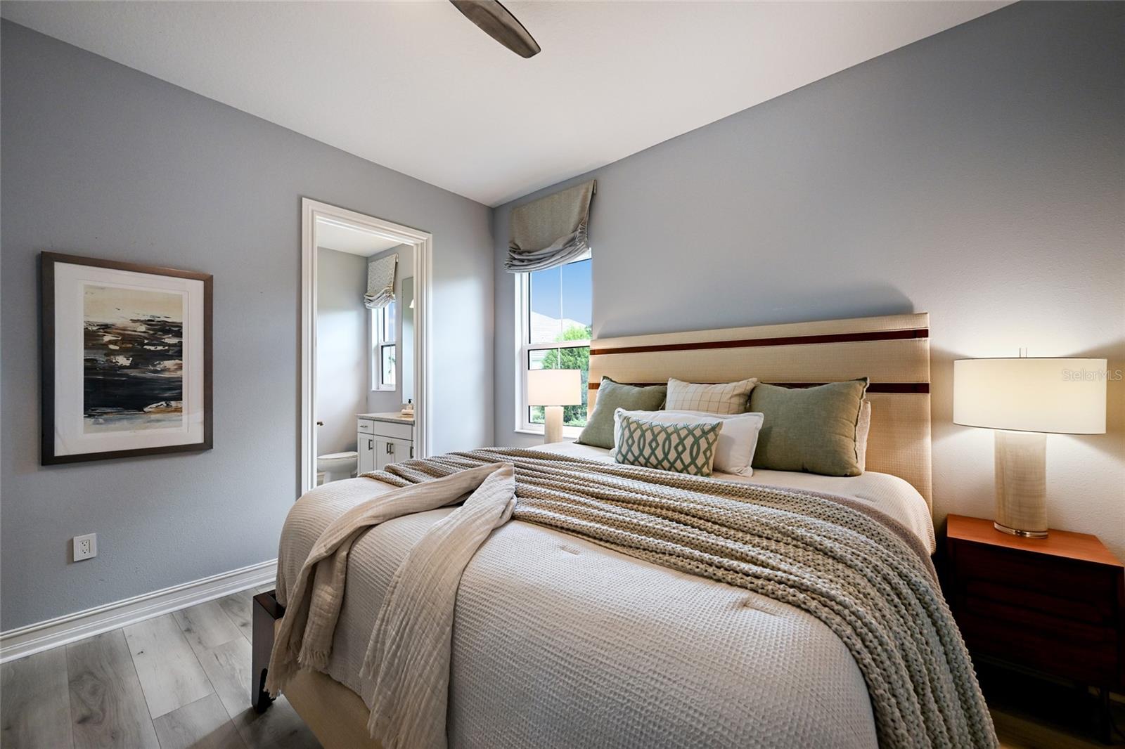 LAKE CLUB - Residential