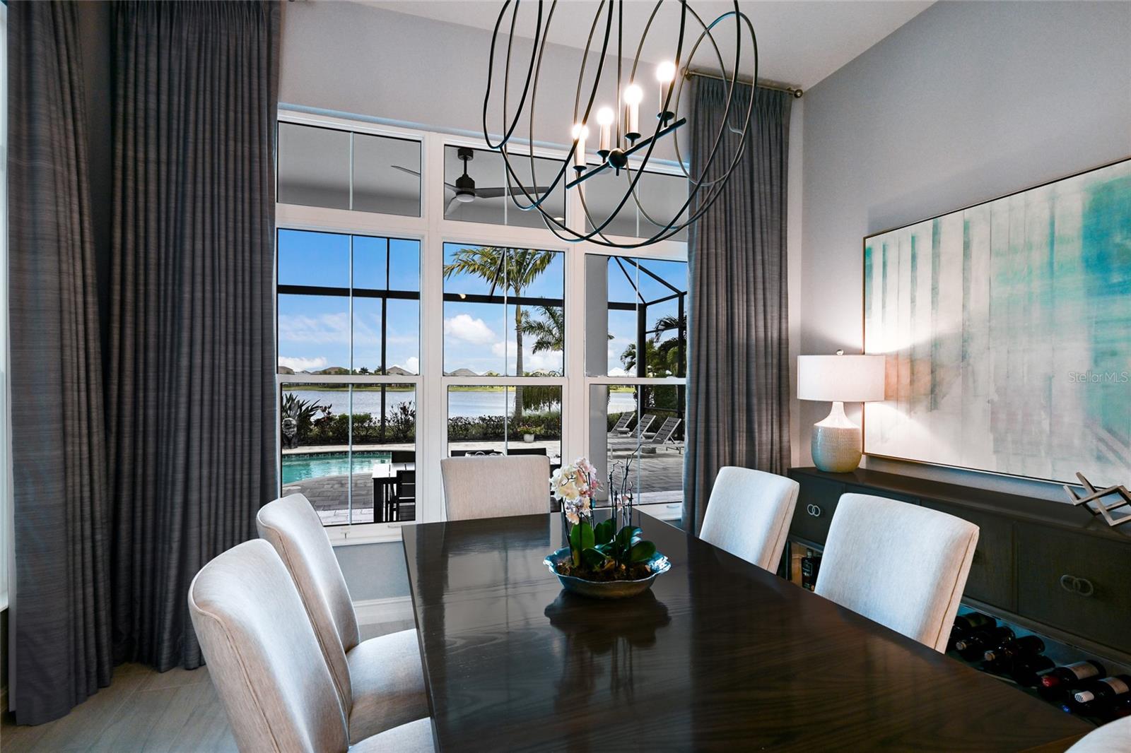 LAKE CLUB - Residential