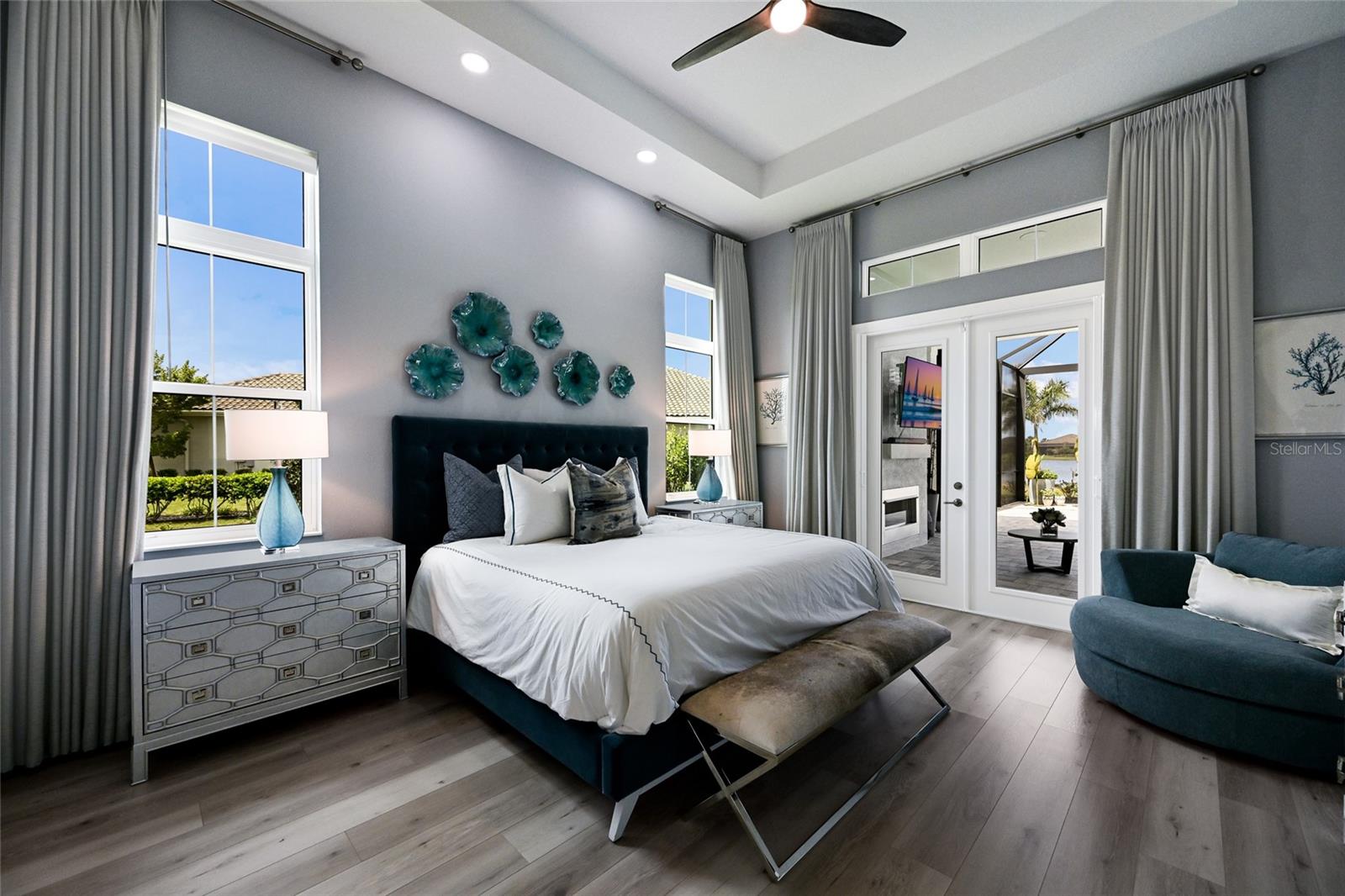 LAKE CLUB - Residential