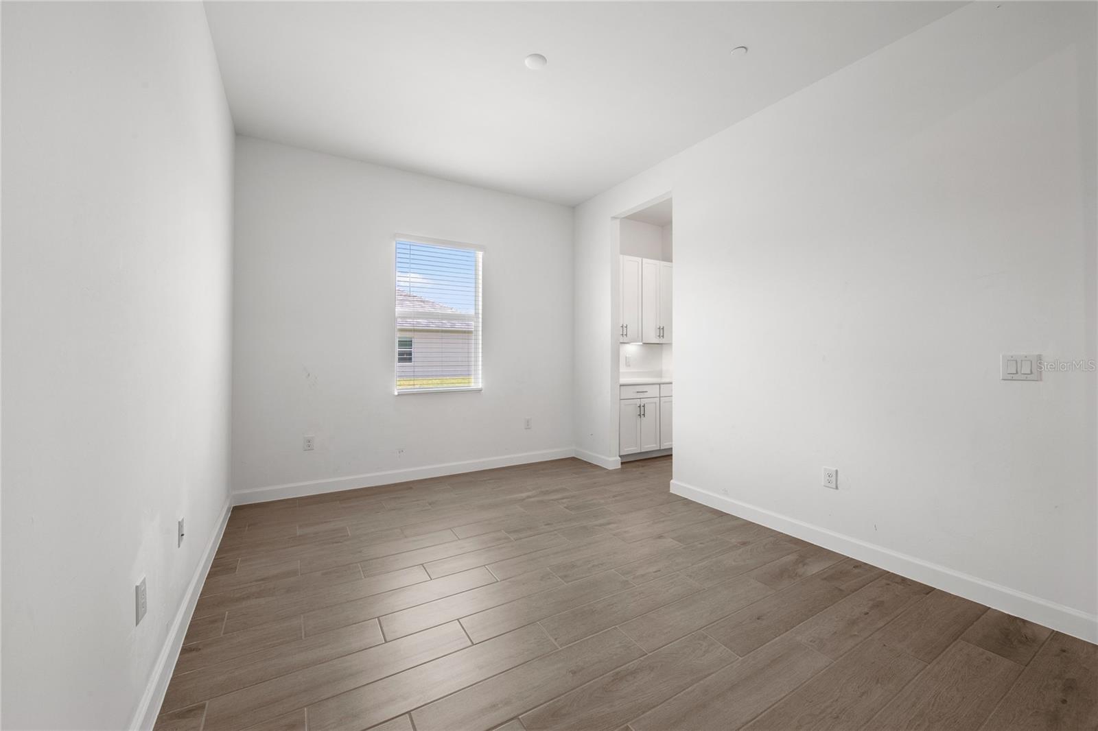 CALUSA COUNTRY CLUB - Residential