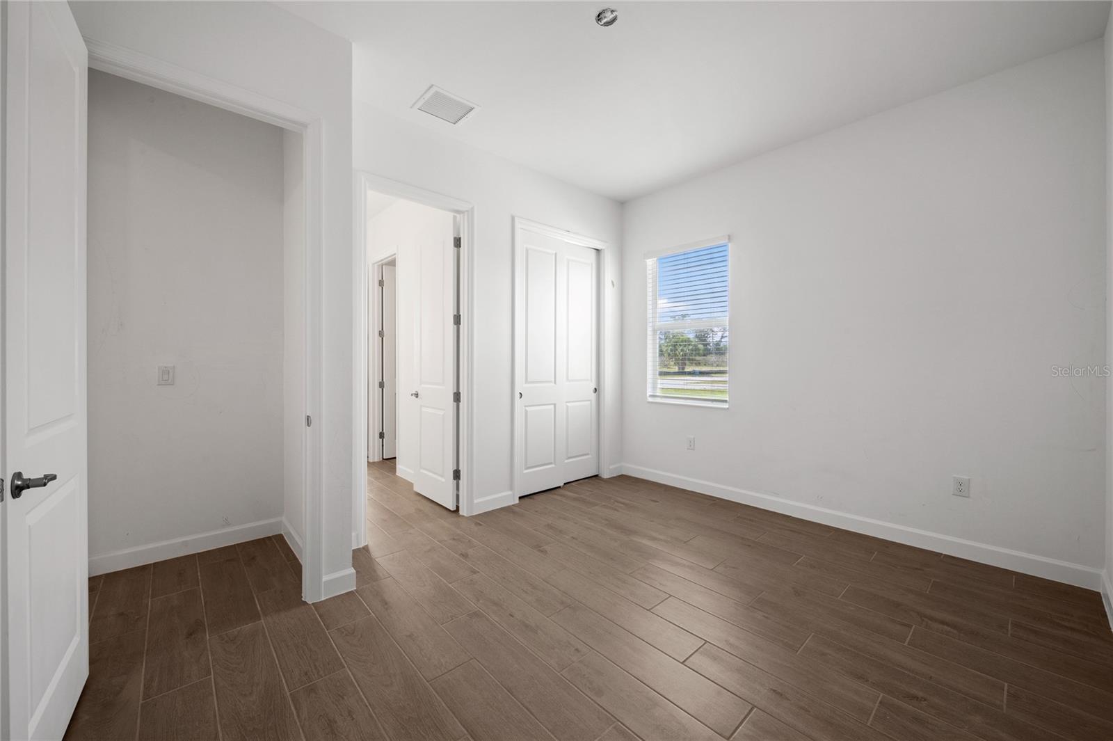 CALUSA COUNTRY CLUB - Residential