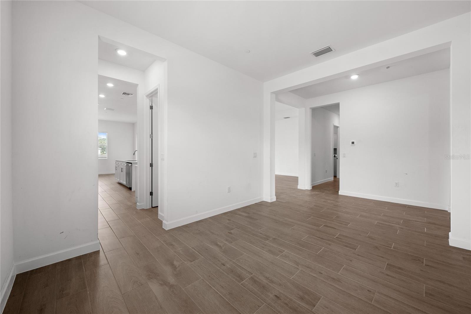 CALUSA COUNTRY CLUB - Residential