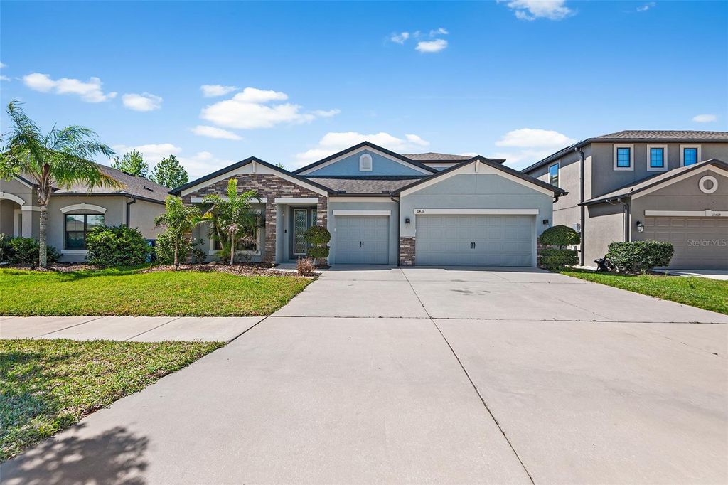 Photo of 11421 Carlton Fields Drive, Riverview, FL 33579 (MLS # O6399465)