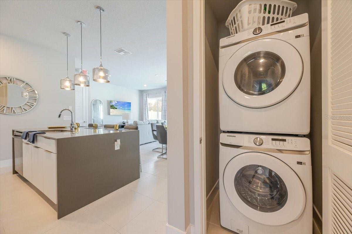 SPECTRUM AT REUNION CONDO PH 11 - Residential