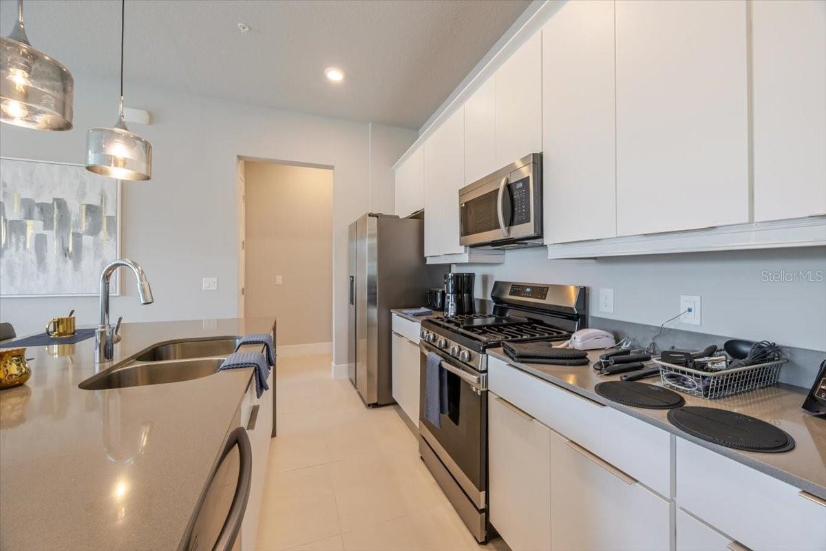 SPECTRUM AT REUNION CONDO PH 11 - Residential