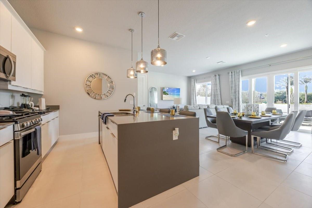 SPECTRUM AT REUNION CONDO PH 11 - Residential