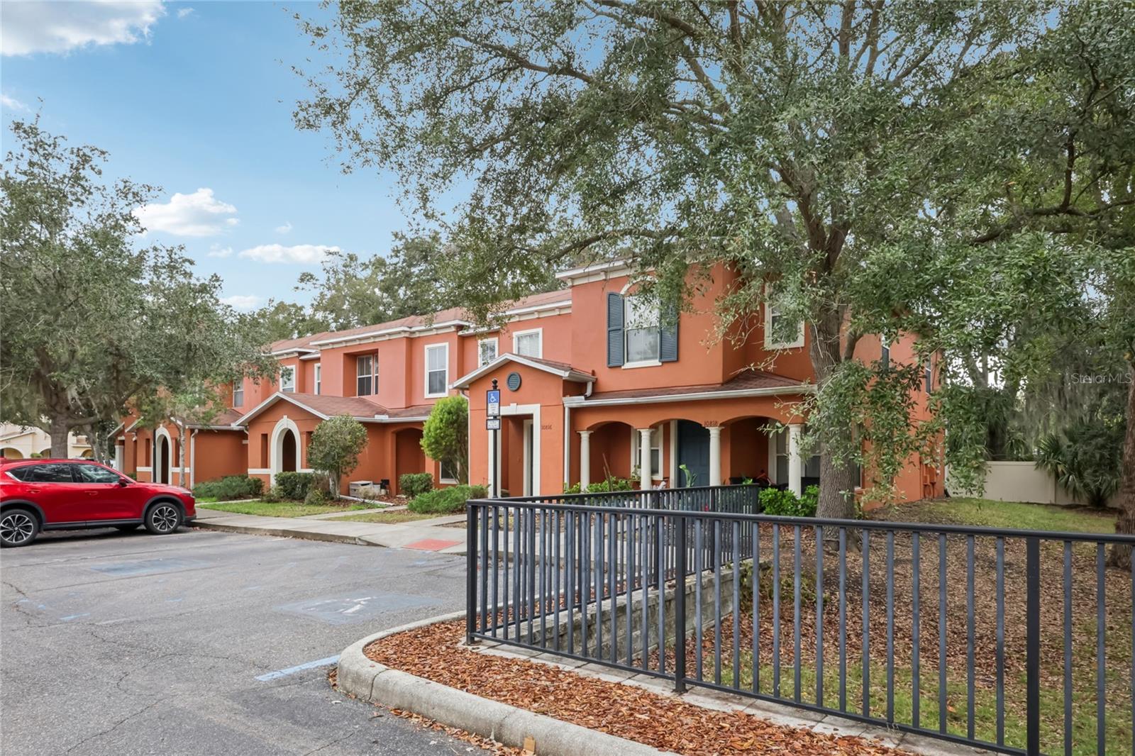 10814 KENSINGTON PARK AVENUE