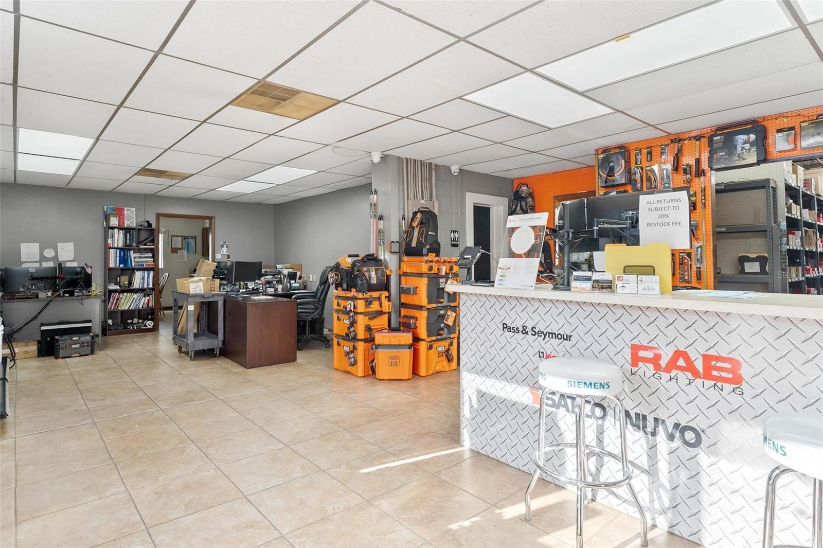 LEESBURG CLEARVIEW TERRACE - Commercial Sale