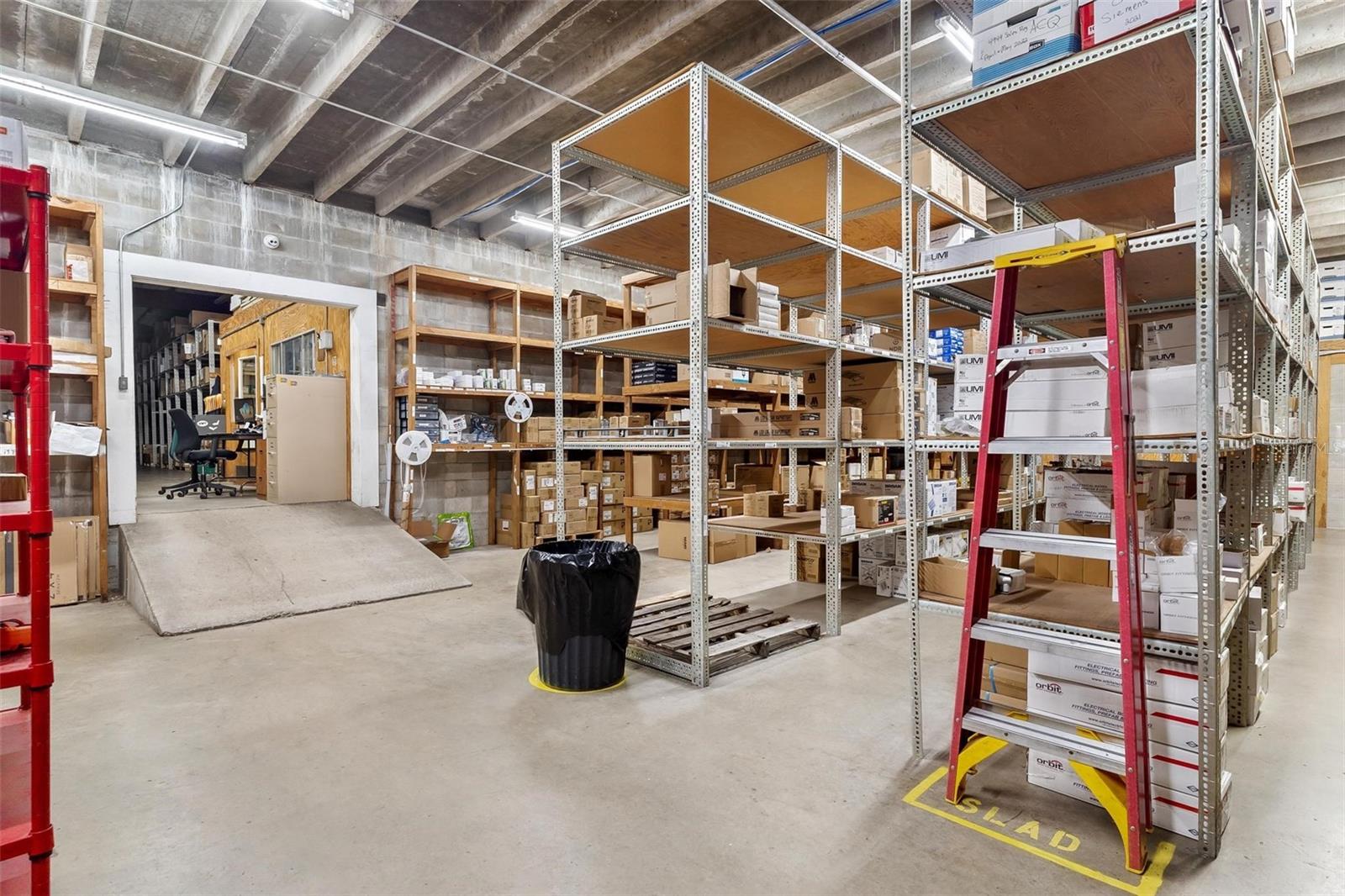 LEESBURG CLEARVIEW TERRACE - Commercial Sale