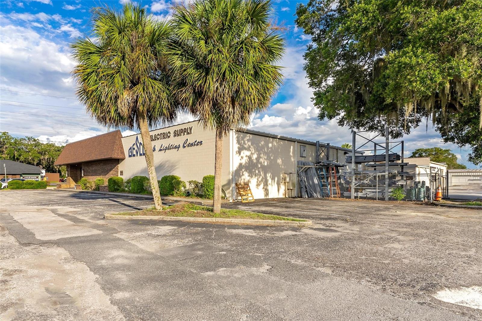 LEESBURG CLEARVIEW TERRACE - Commercial Sale