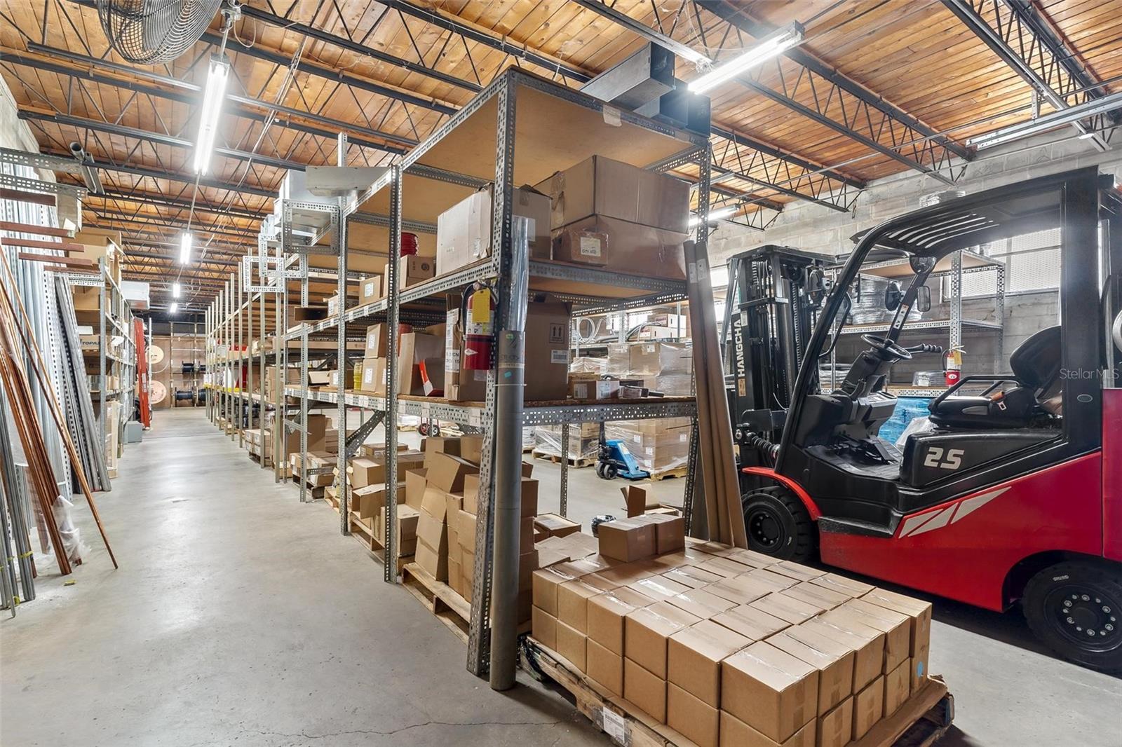 LEESBURG CLEARVIEW TERRACE - Commercial Sale