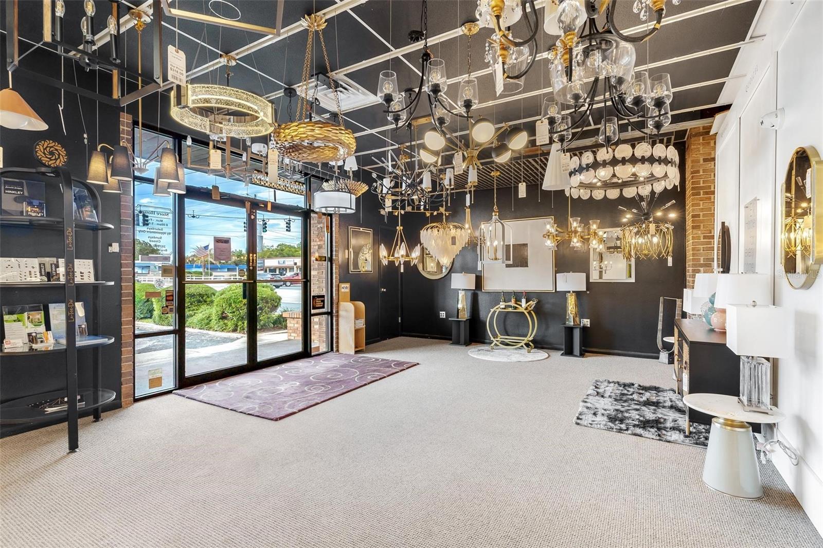 LEESBURG CLEARVIEW TERRACE - Commercial Sale