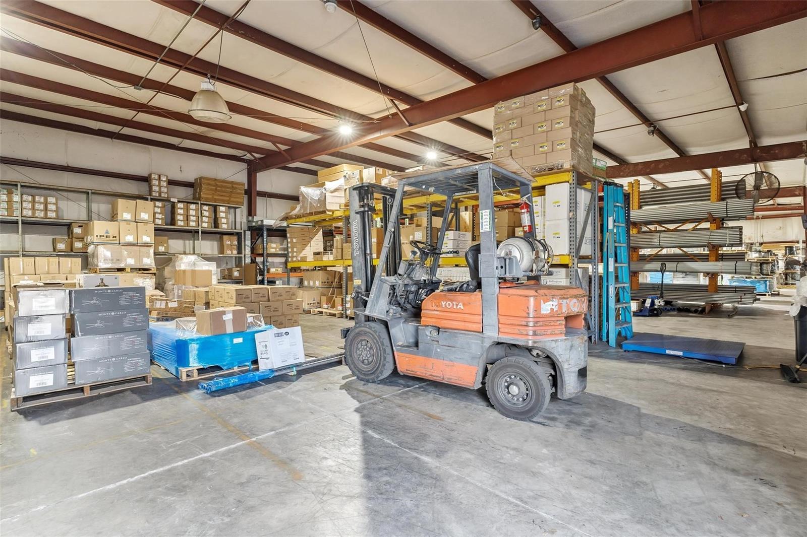 LEESBURG CLEARVIEW TERRACE - Commercial Sale