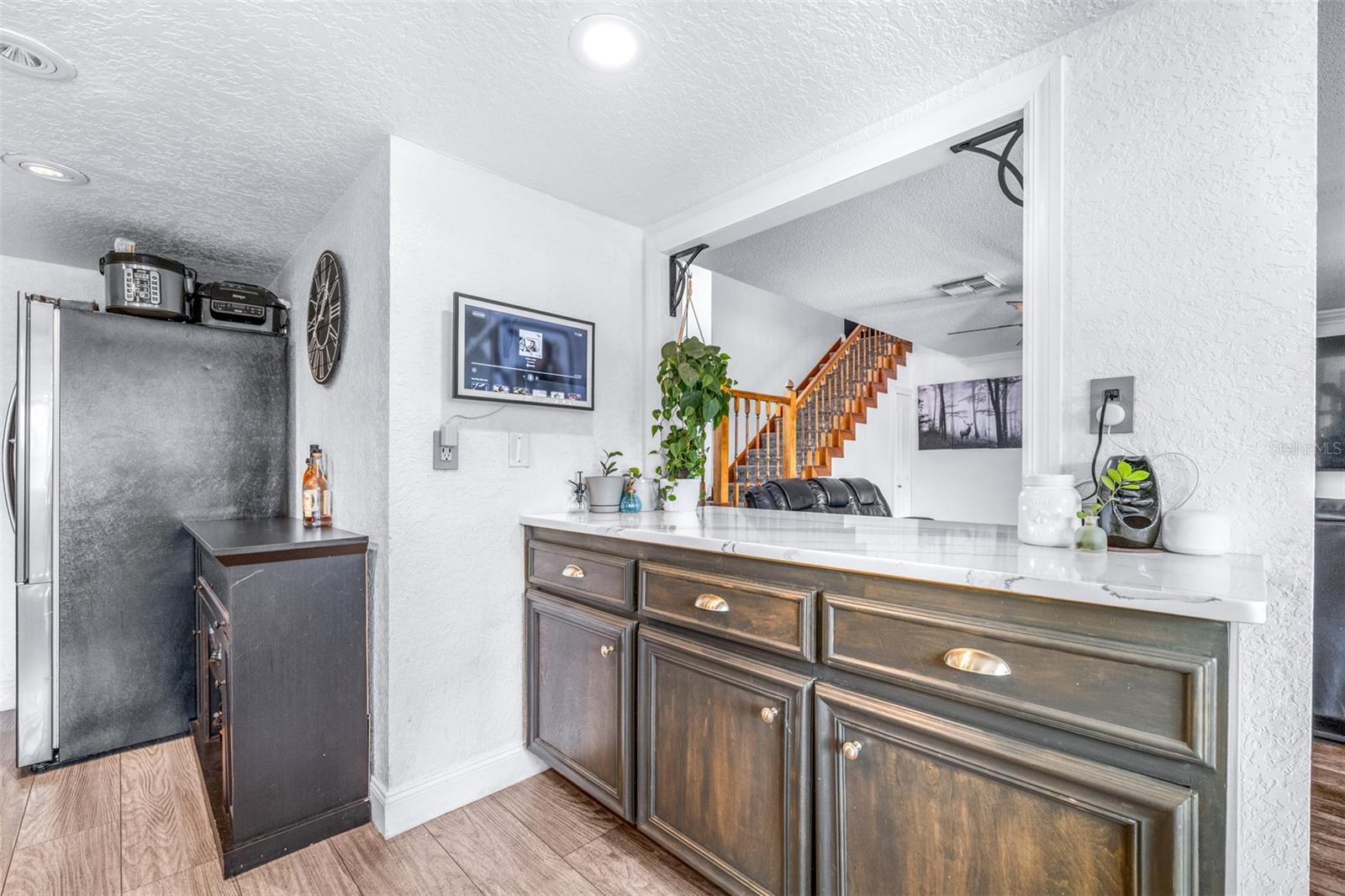 LAKE GREENBRIER CONDOMINUM (9035) - Residential