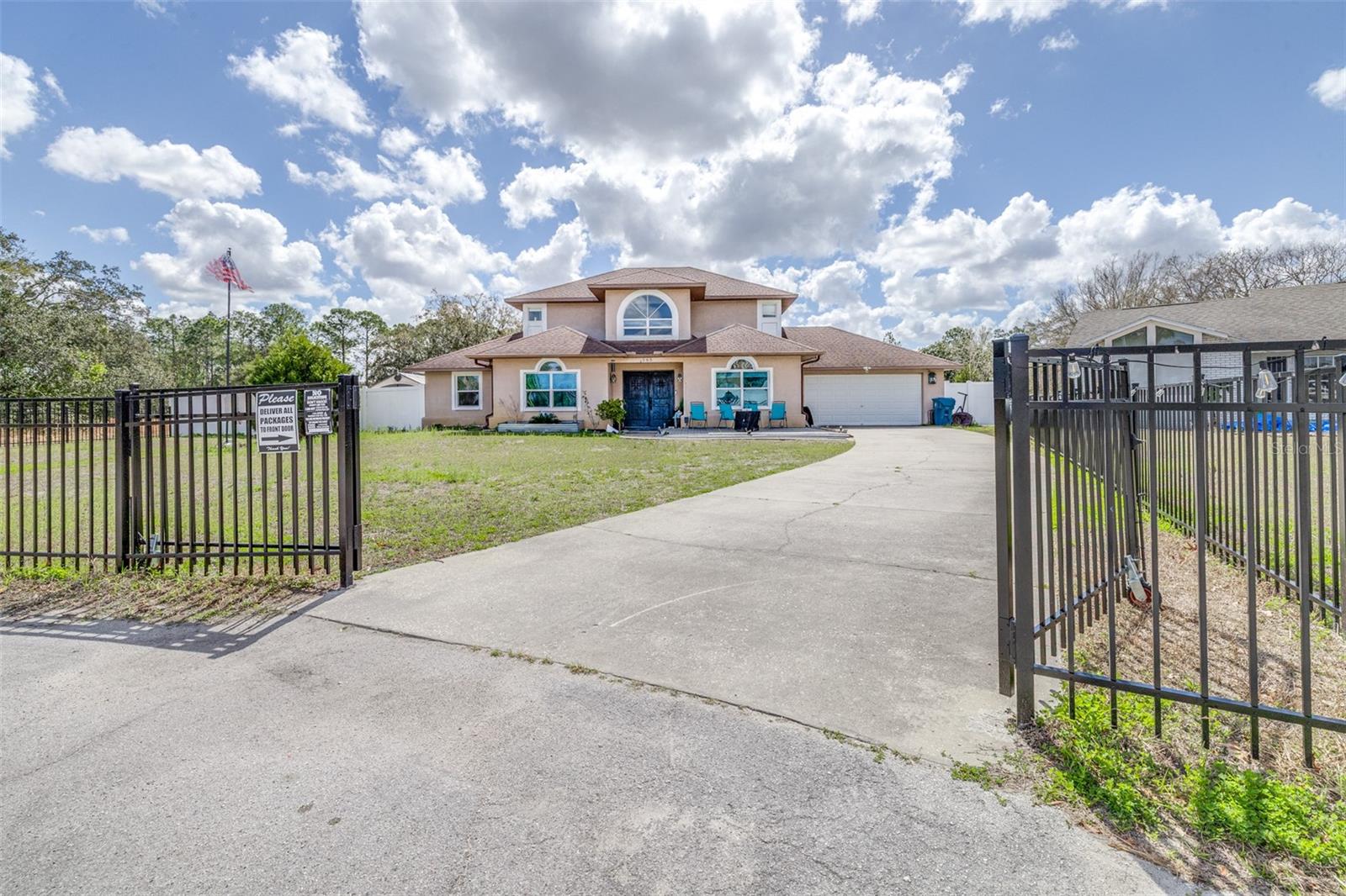 LAKE GREENBRIER CONDOMINUM (9035) - Residential