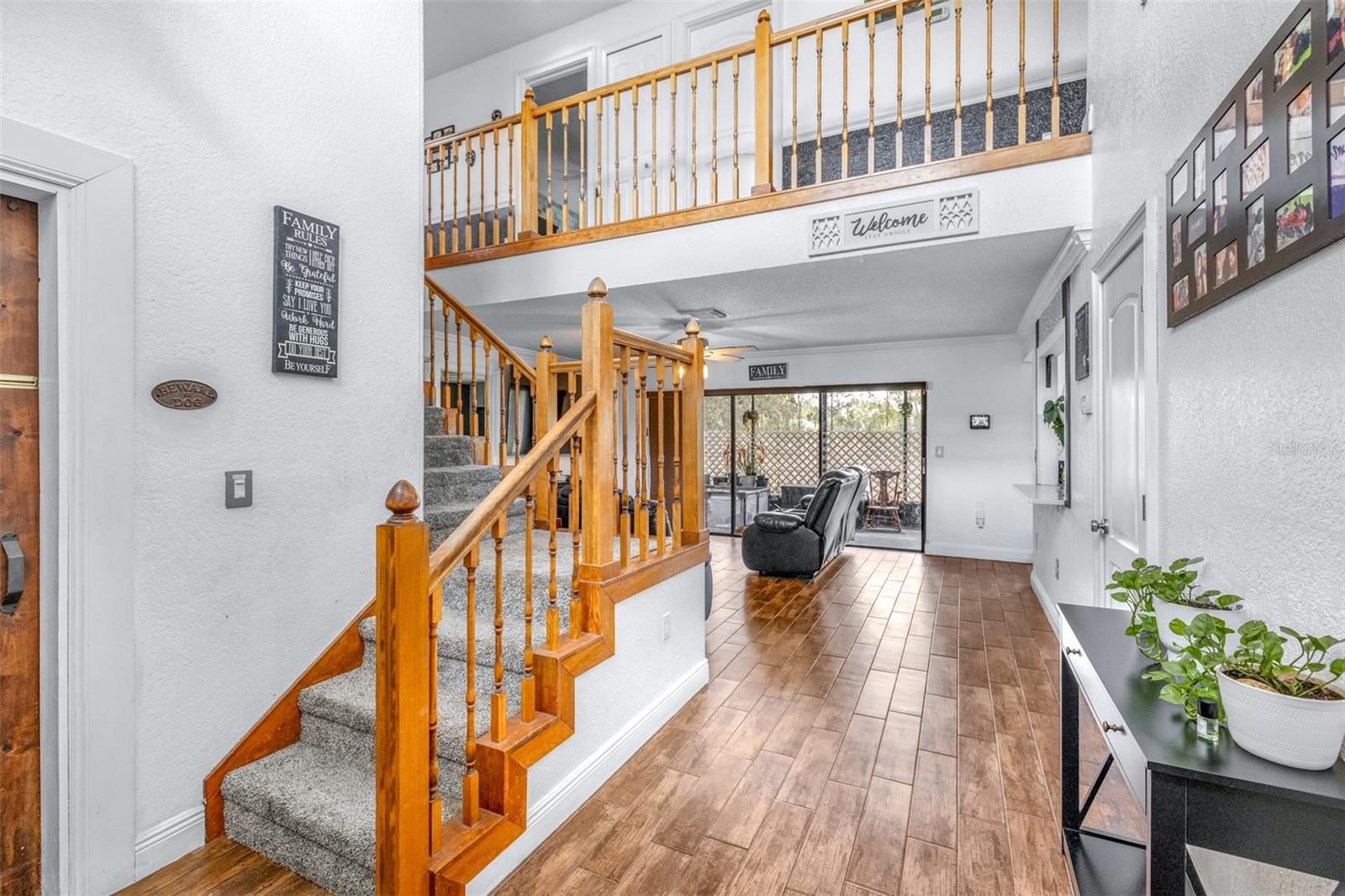 LAKE GREENBRIER CONDOMINUM (9035) - Residential