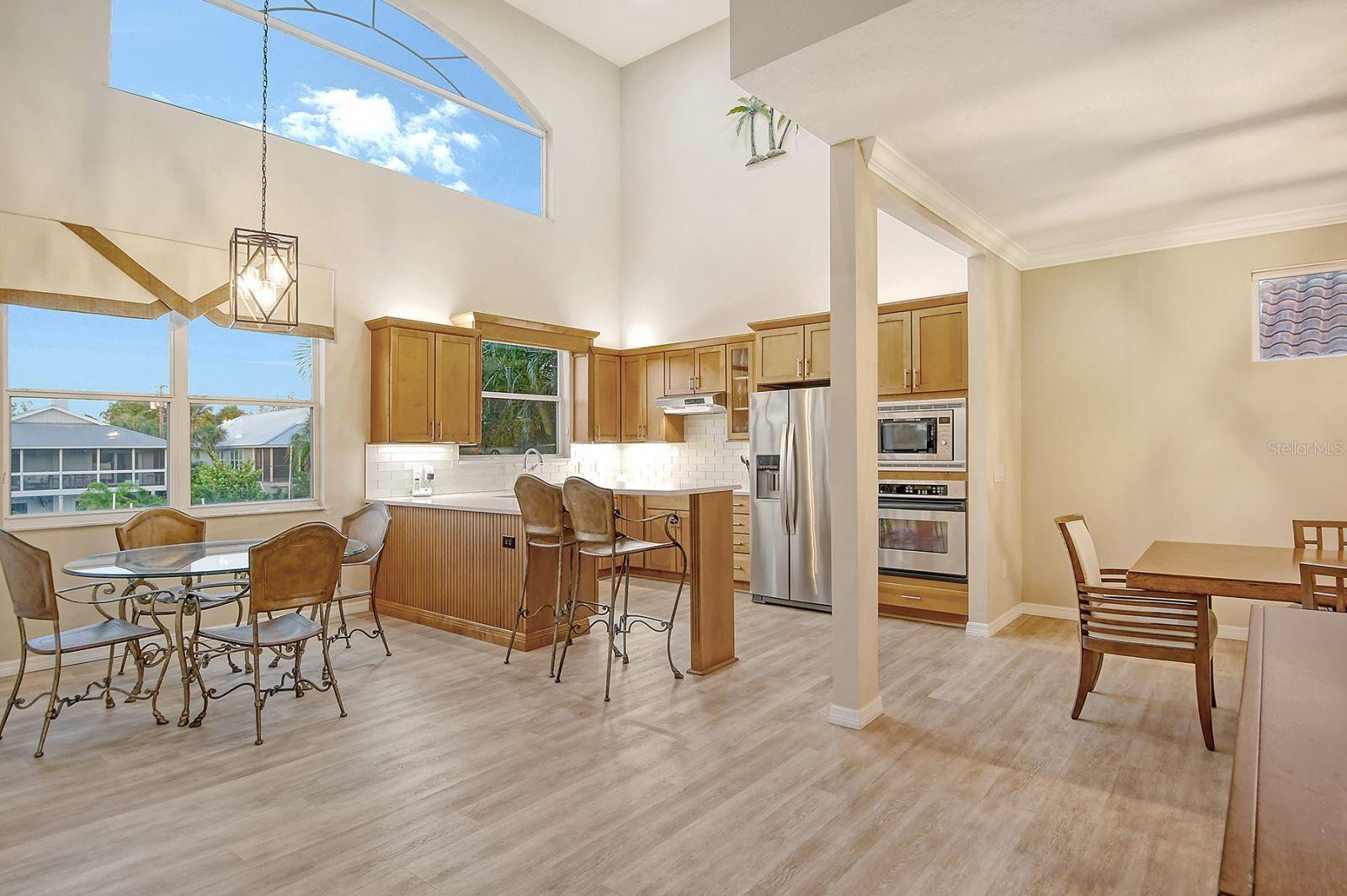 SIESTA BEACH - Residential Lease