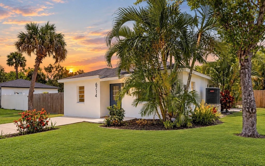 Photo of 6714 S Faul Street, Tampa, FL 33616 (MLS # O6447162)