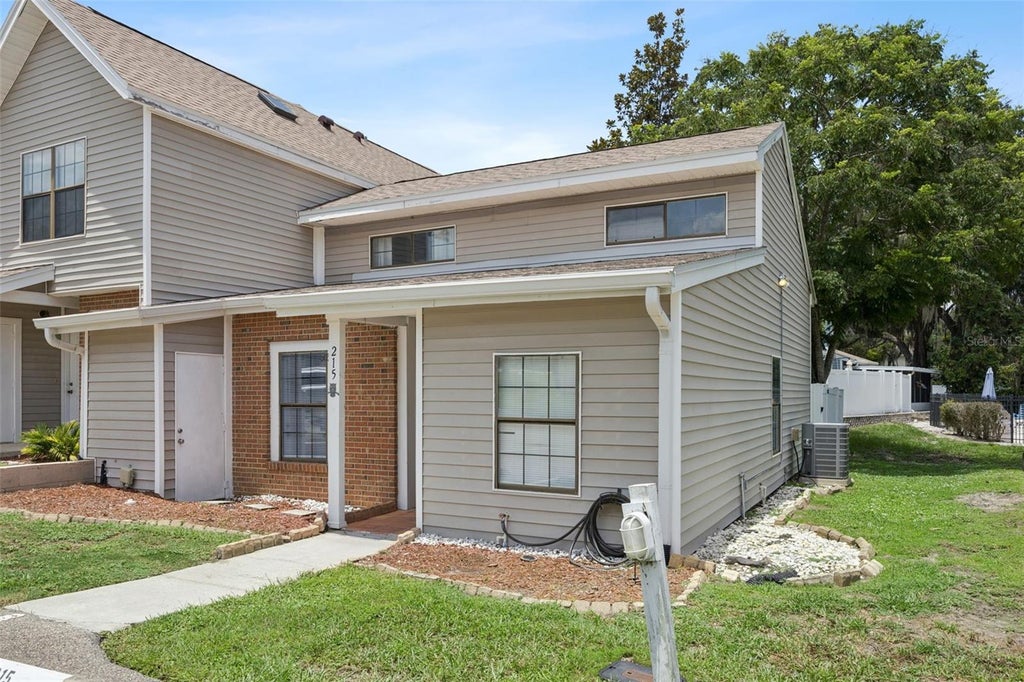 Photo of 215 Arbor Circle, Sanford, FL 32773 (MLS # O6425937)