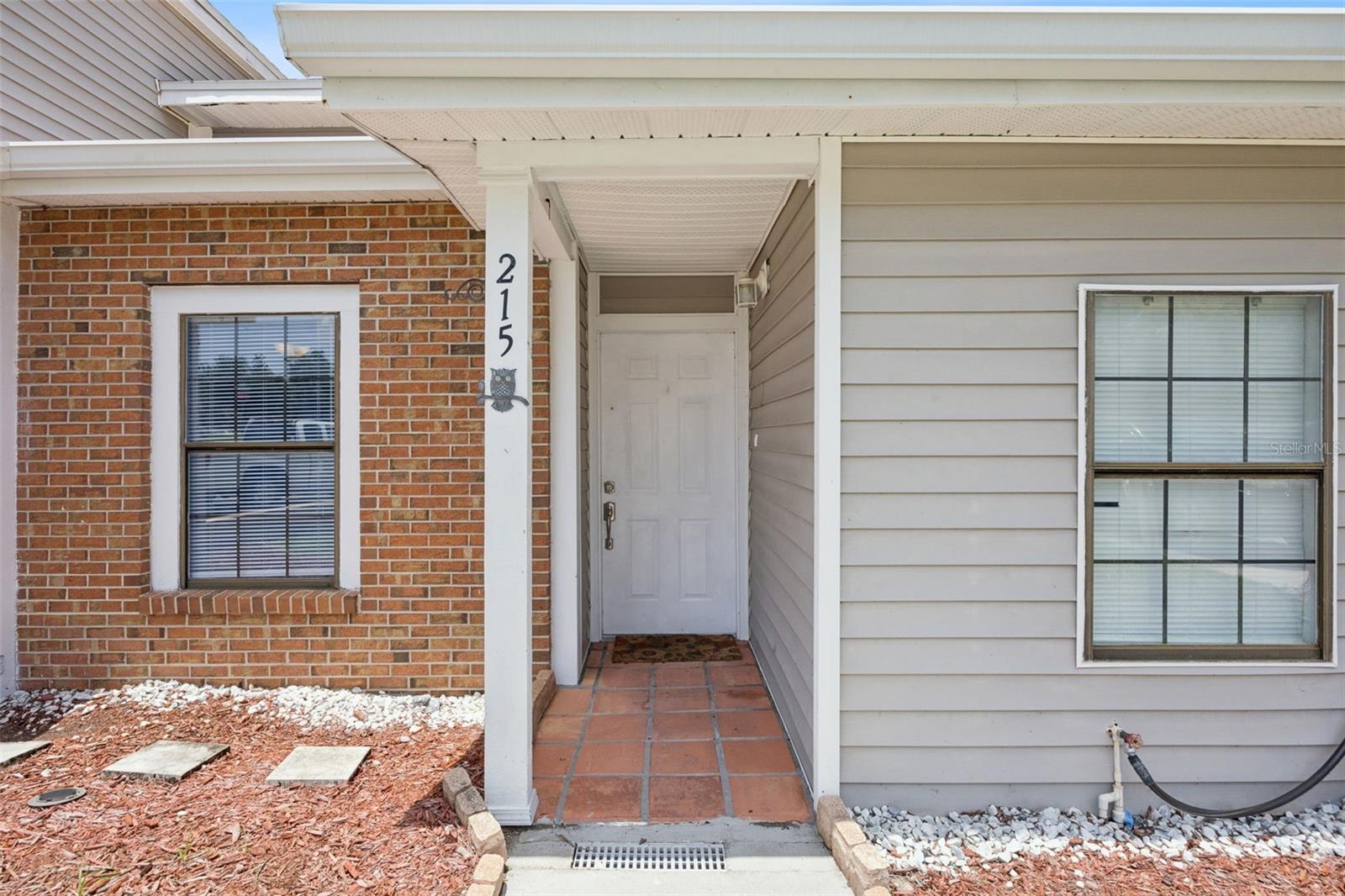 215 ARBOR CIRCLE