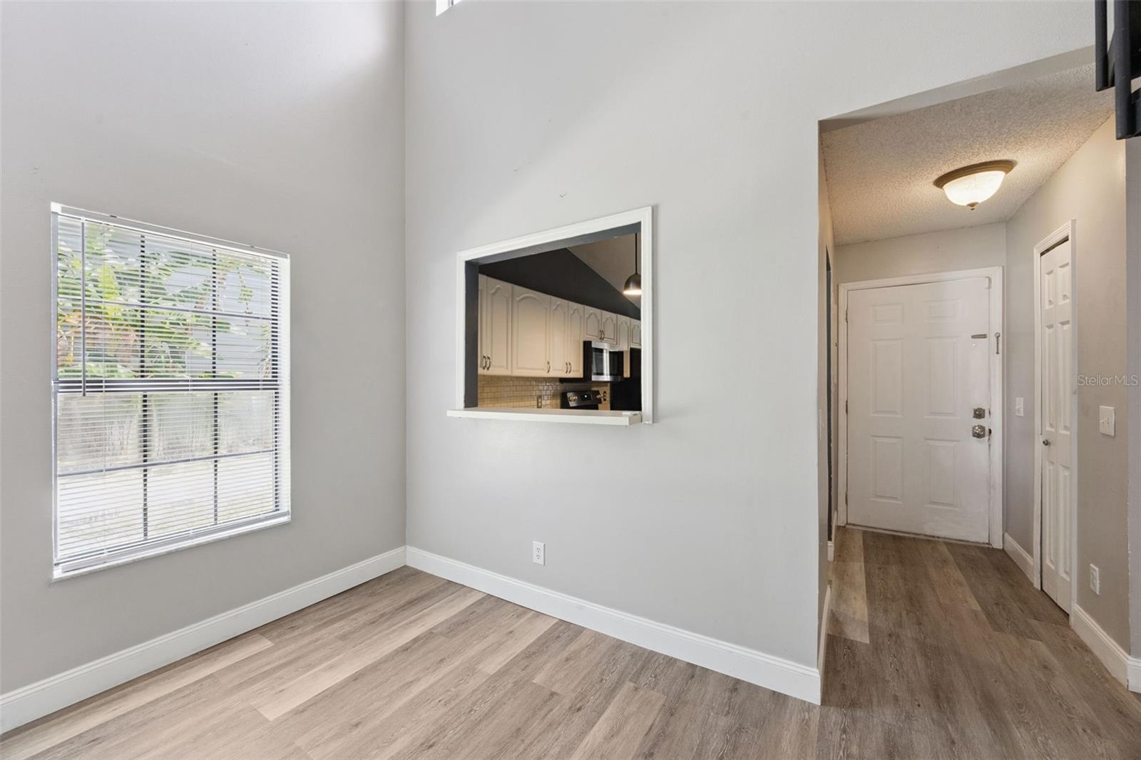 215 ARBOR CIRCLE
