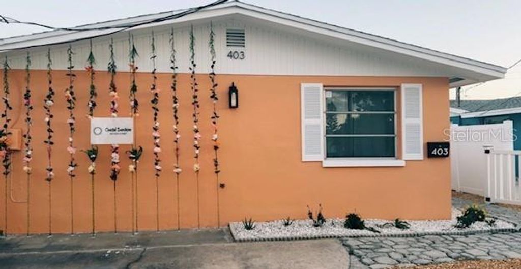 Photo of 403 63rd Street, Holmes Beach, FL 34217 (MLS # A4687024)