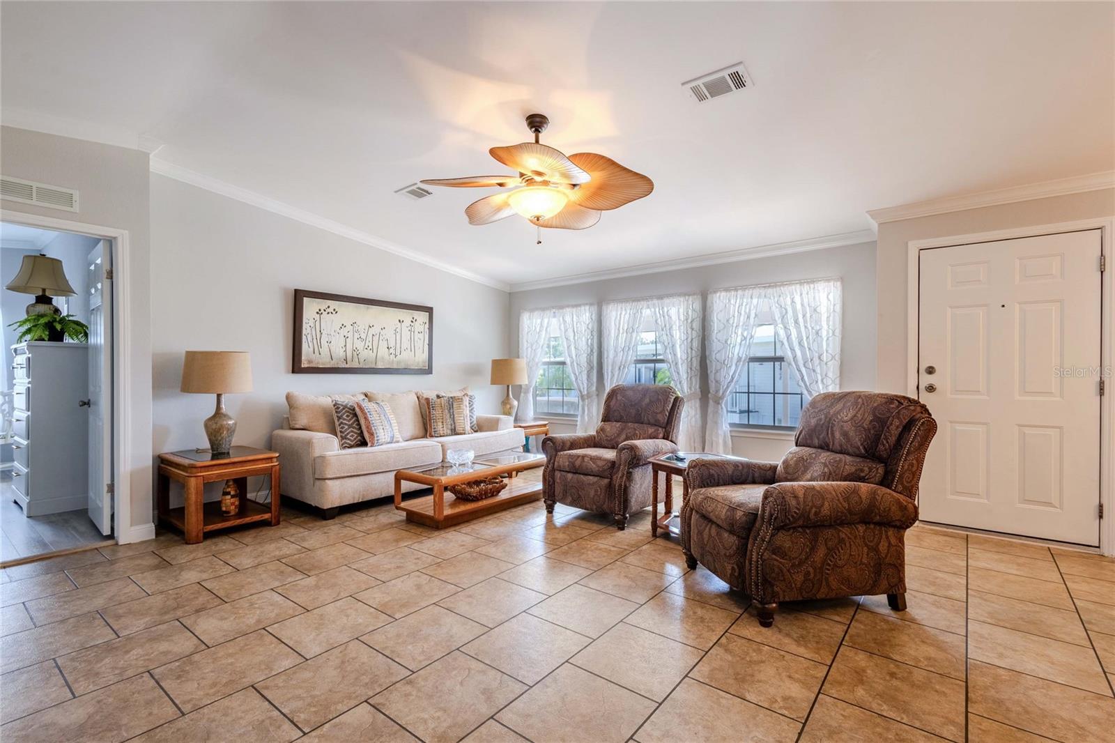2100 KINGS HIGHWAY 402