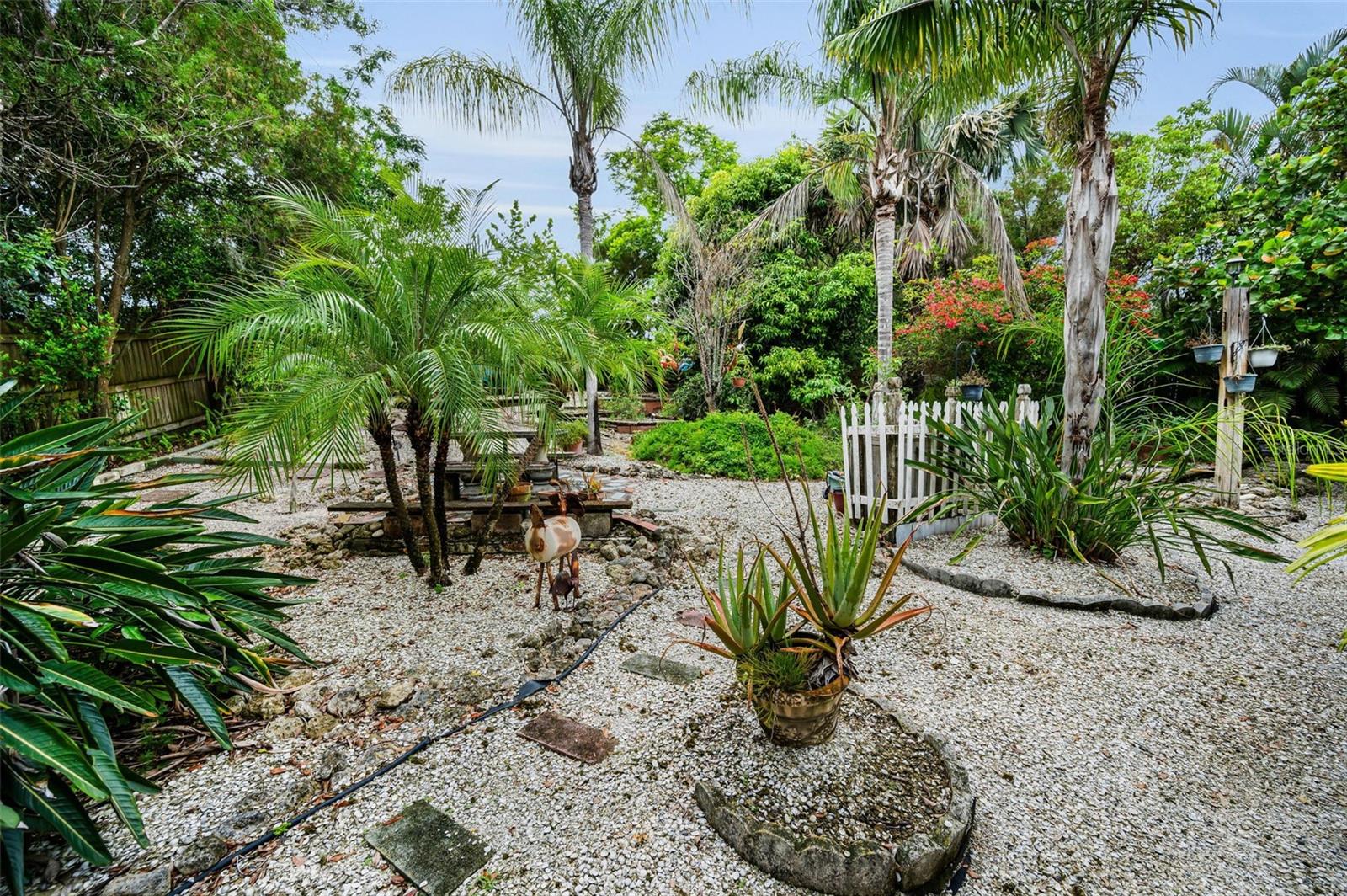 1151 LANCER LANE