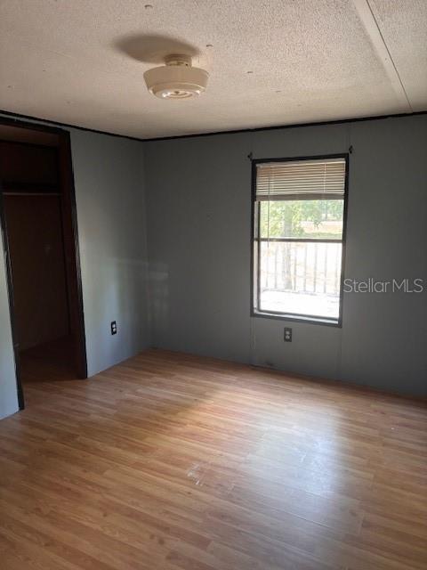 BEDFORD OAKS - Residential