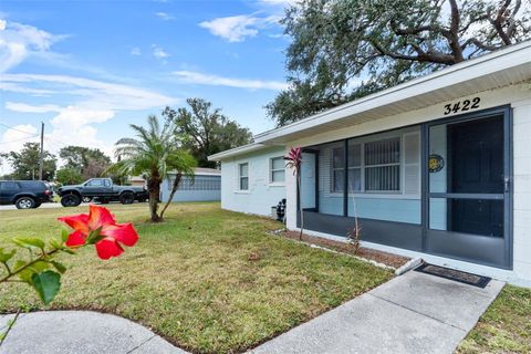 A home in WINTER HAVEN