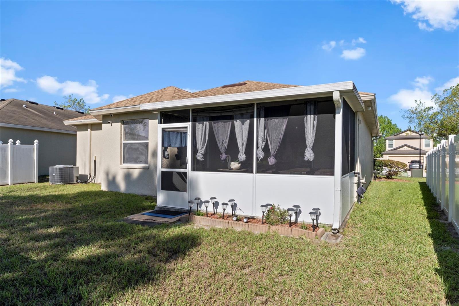 SPRING RIDGE - Residential