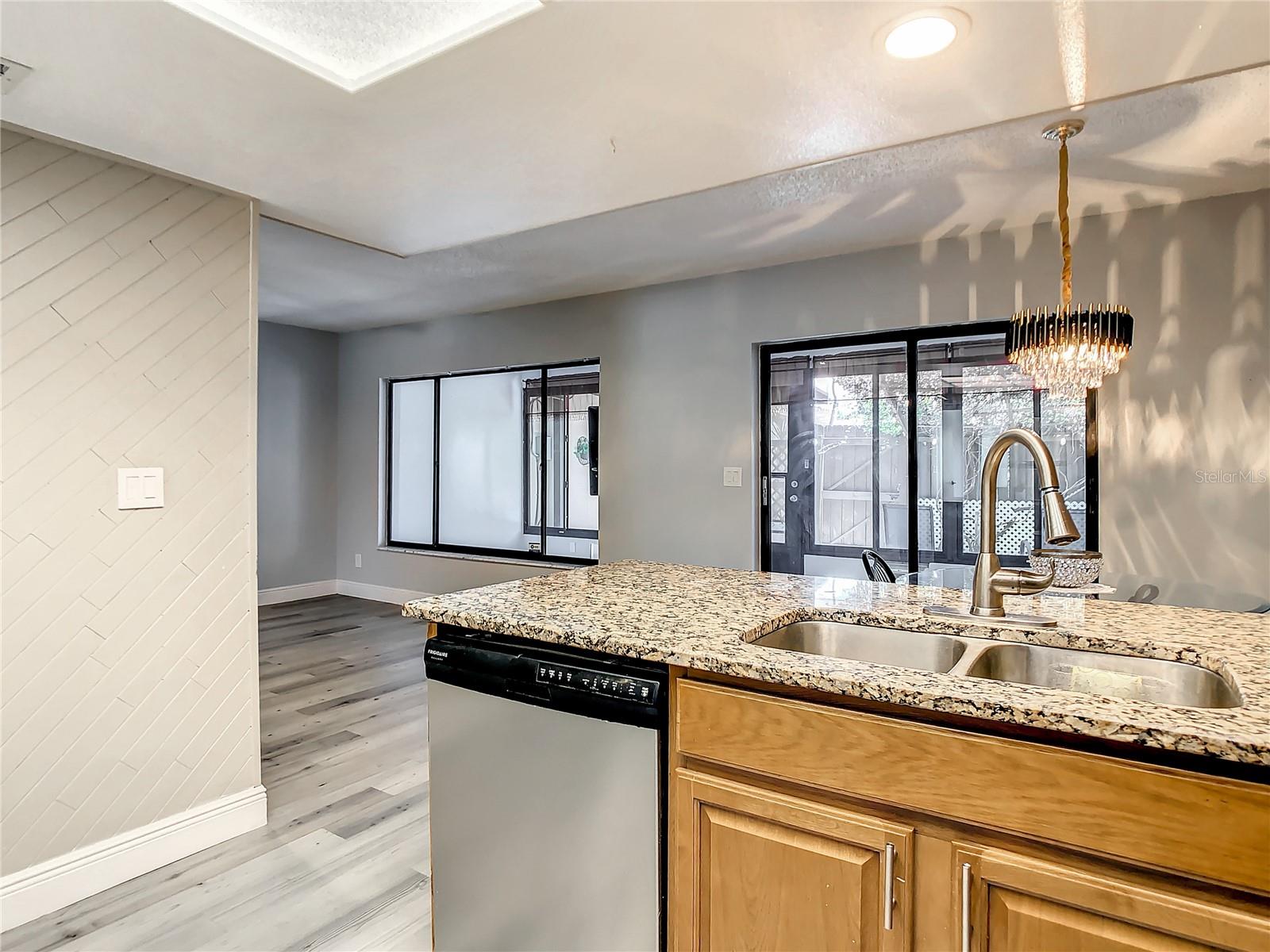 ROSETREE VILLAGE - Residential