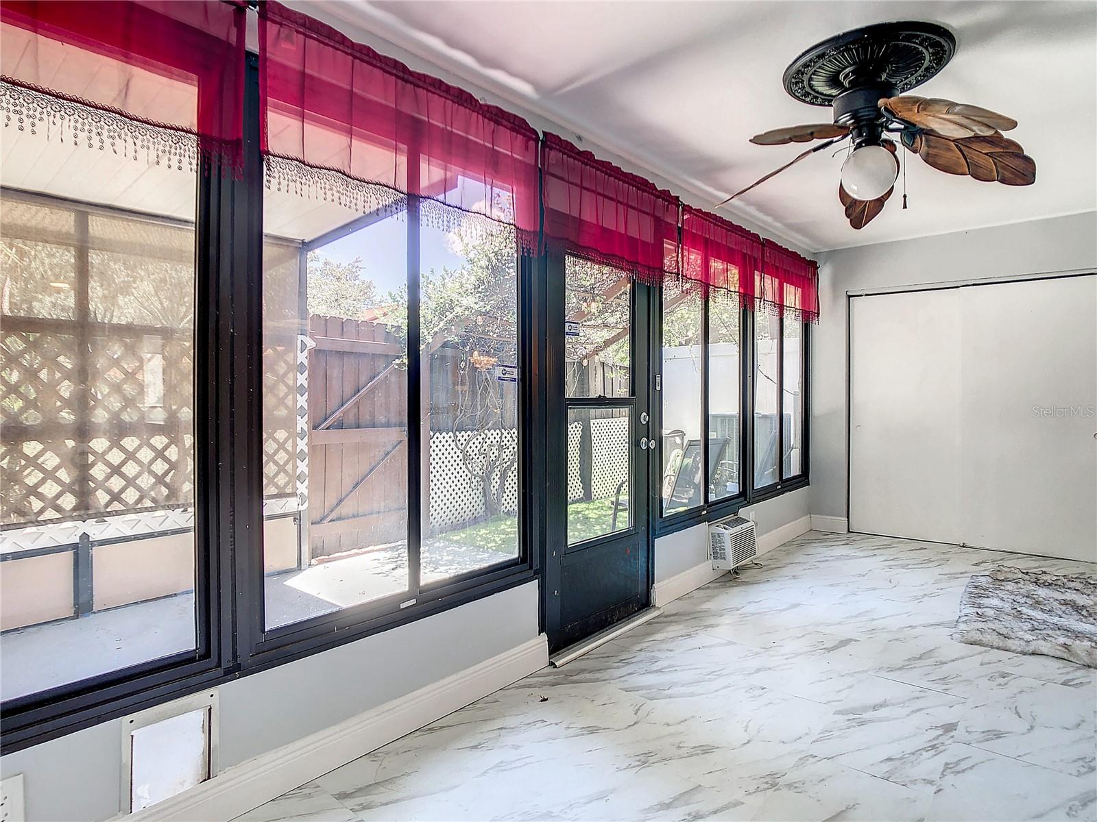 ROSETREE VILLAGE - Residential