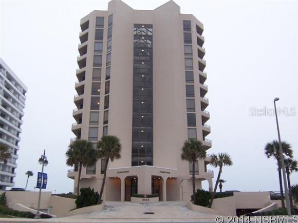 Oceans Atrium Condo - Residential