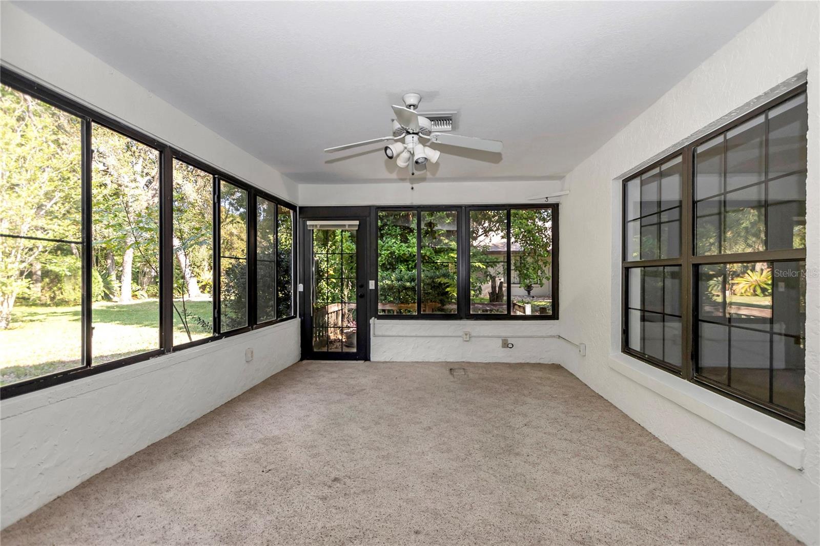 MAJESTIC OAKS - Residential