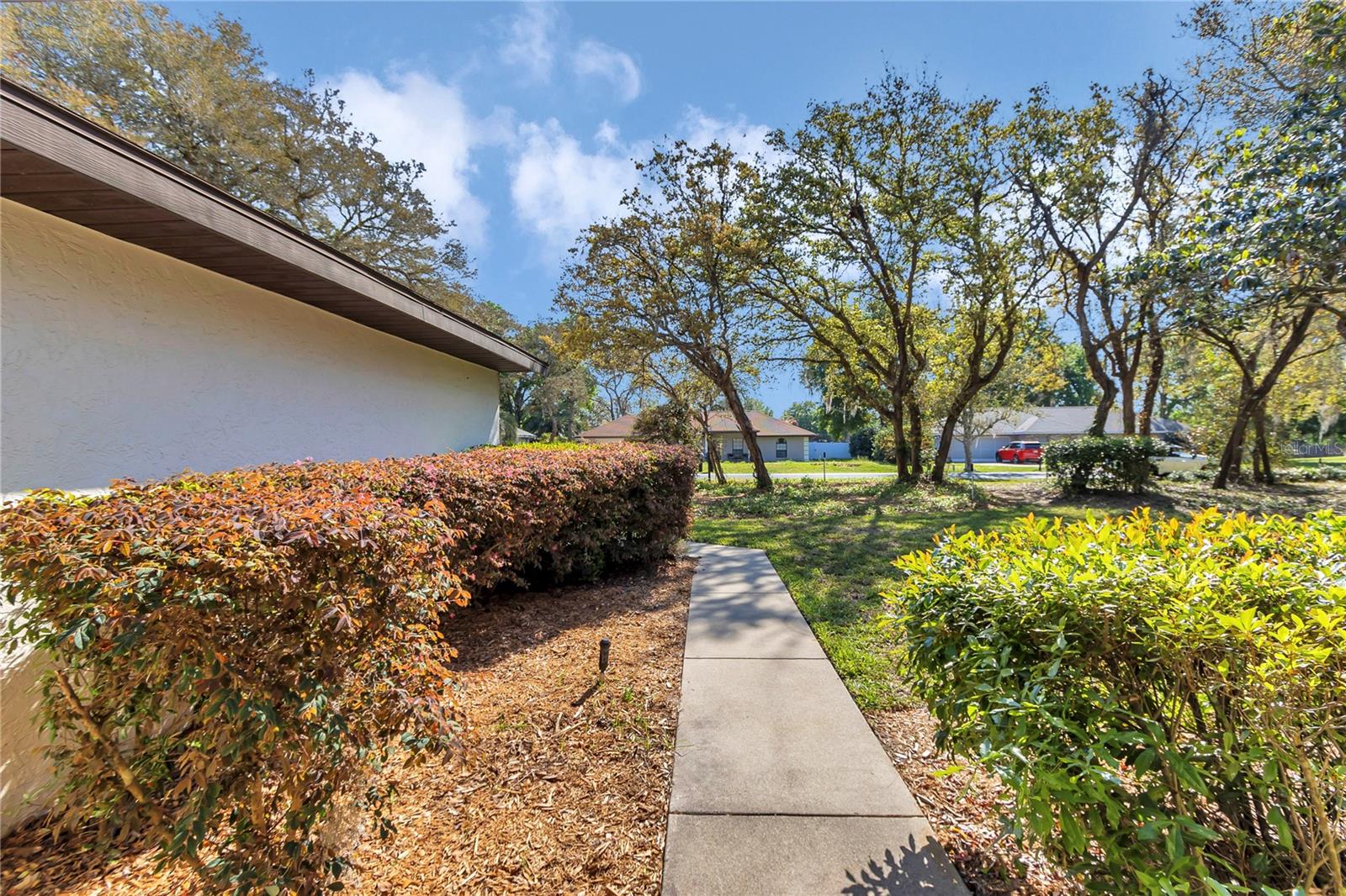 MAJESTIC OAKS - Residential