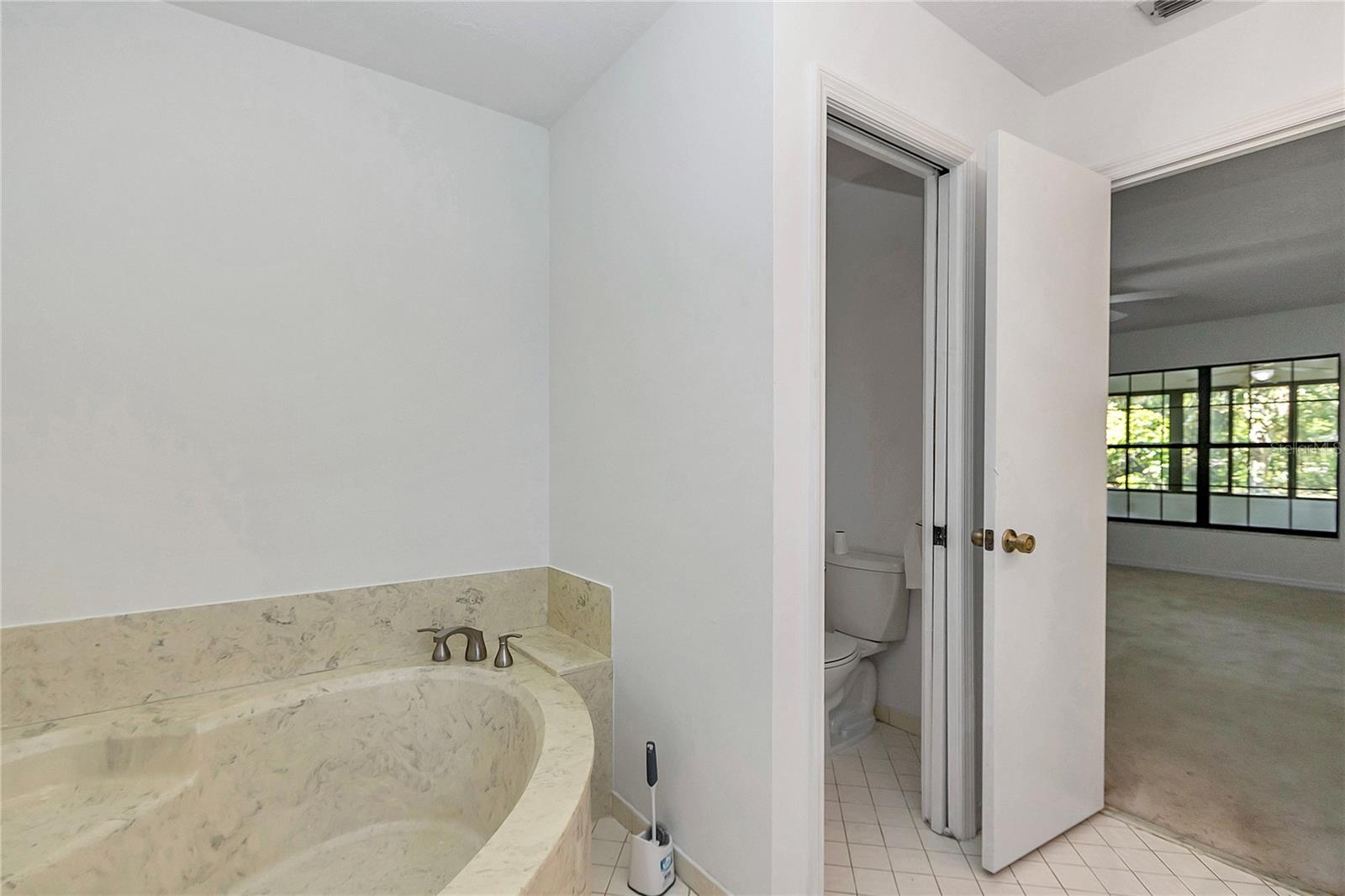 MAJESTIC OAKS - Residential