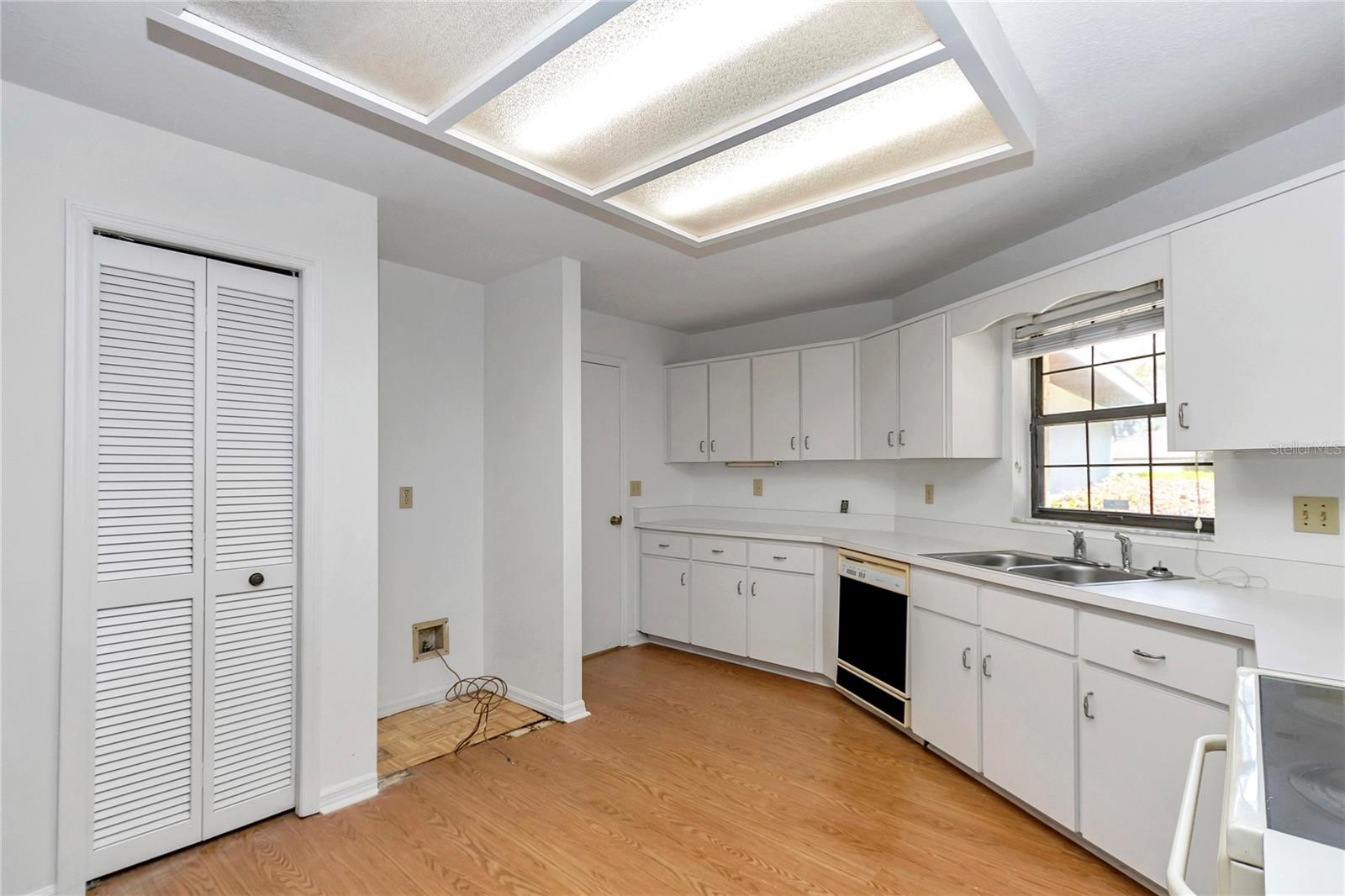 MAJESTIC OAKS - Residential