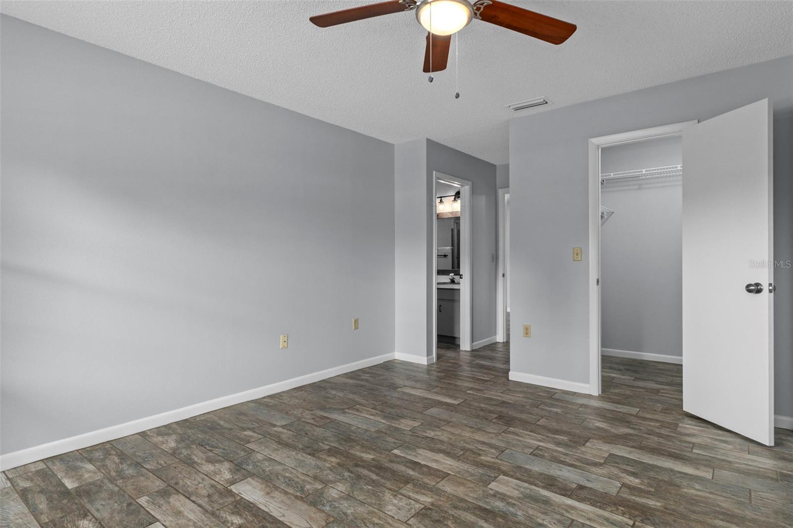 CITRUS SPGS UNIT 04 - Residential
