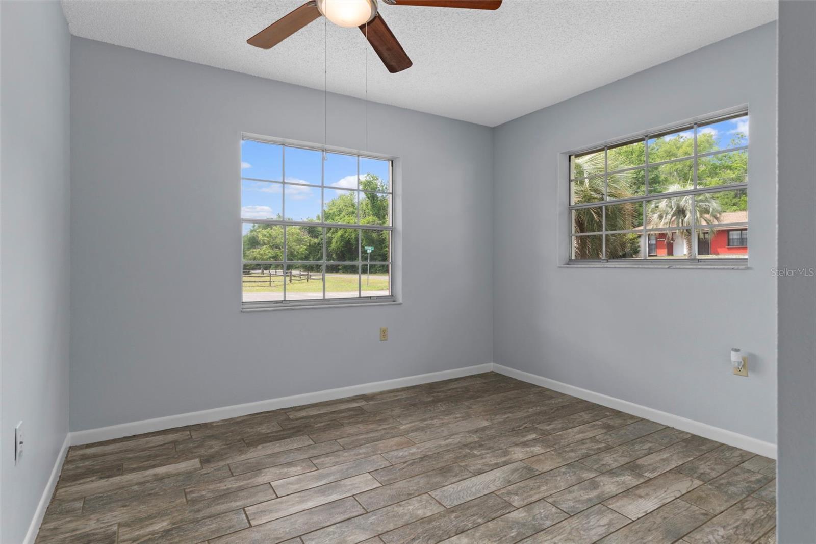 CITRUS SPGS UNIT 04 - Residential